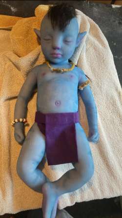 Vinted Avatar baby with loin cloth