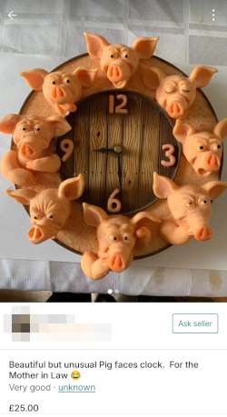 Vinted pig clock